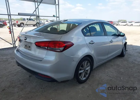 2017 Kia Forte Lx из США, поврежденный, VIN 3KPFL4A75HE015441